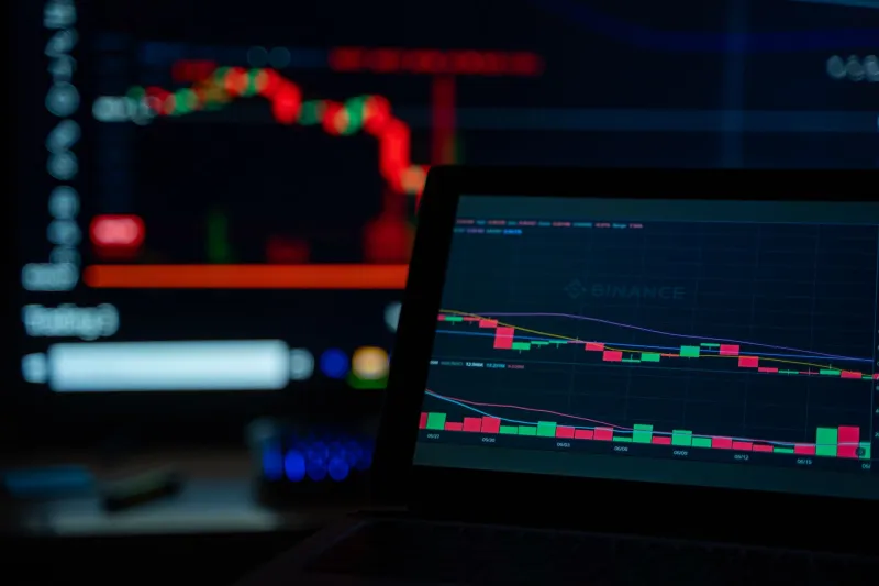 Busy Pool, Broken Trade: Why High Volume Is No Guarantee Your Swap Will Go Through Clean